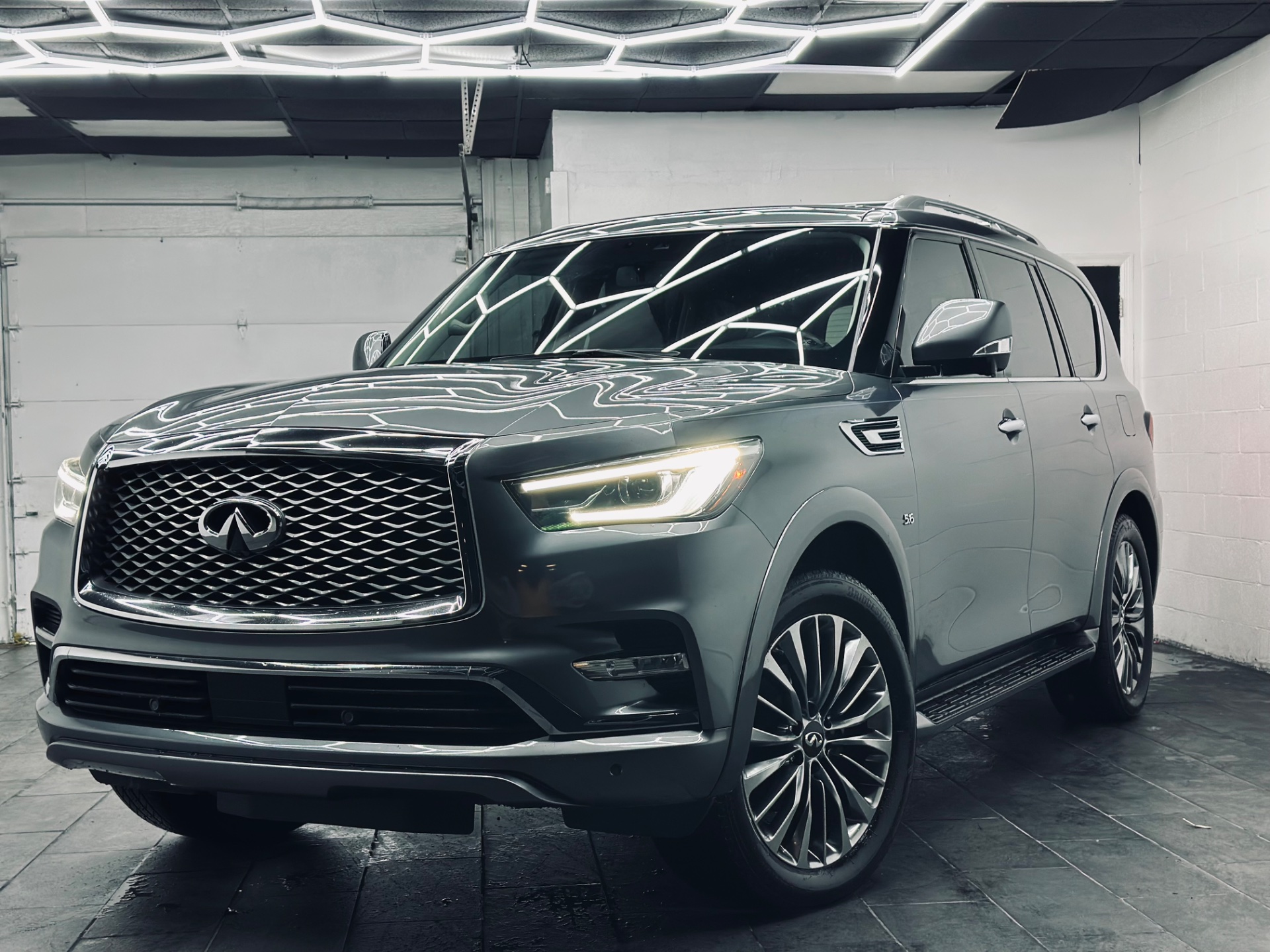2019 INFINITI QX80 Base