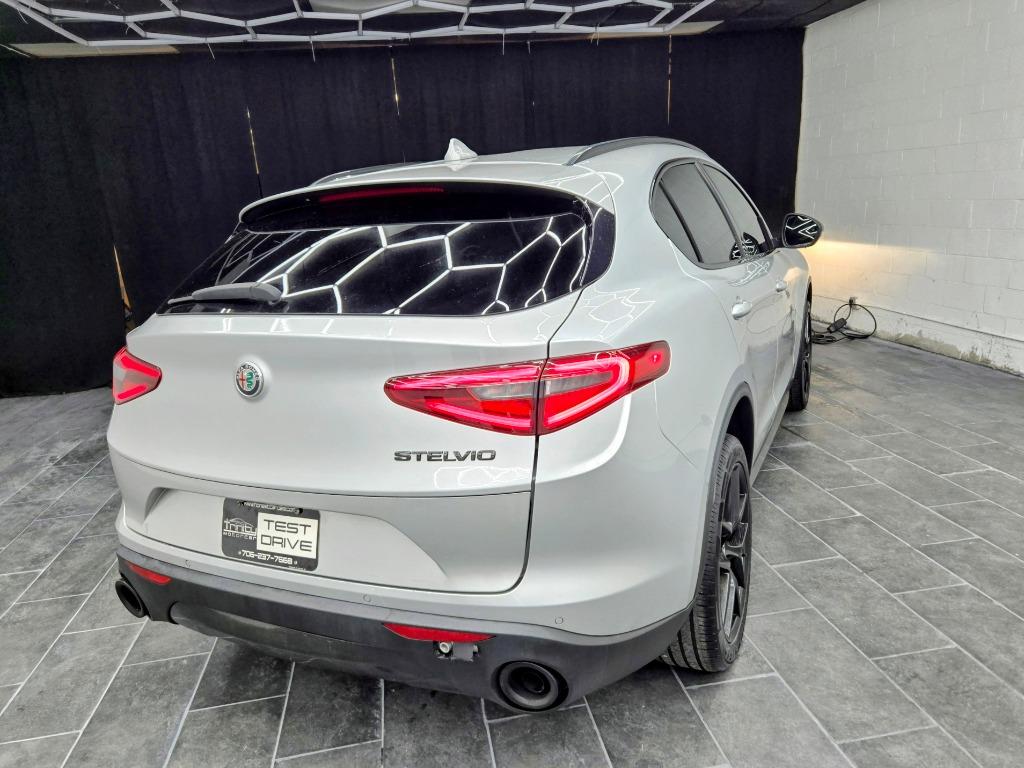 2020 Alfa Romeo Stelvio Base - Photo 8