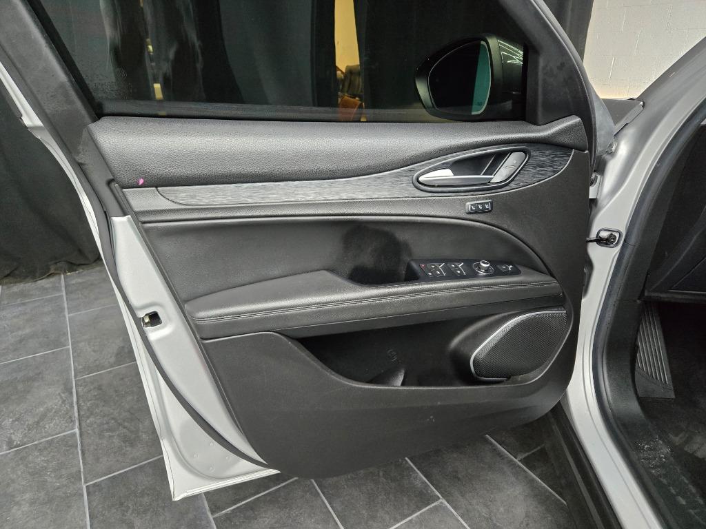 2020 Alfa Romeo Stelvio Base - Photo 9