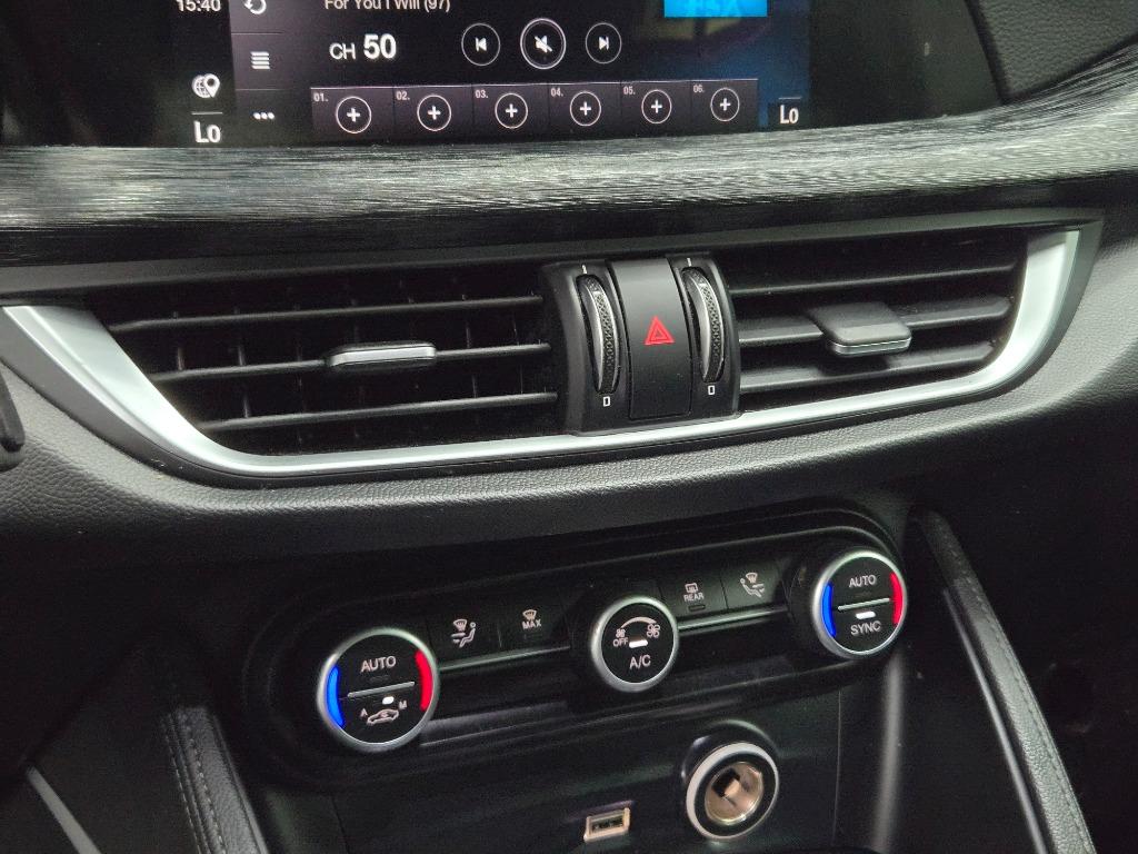 2020 Alfa Romeo Stelvio Base - Photo 13