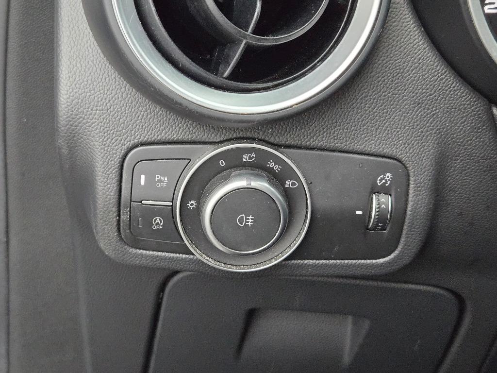 2020 Alfa Romeo Stelvio Base - Photo 19