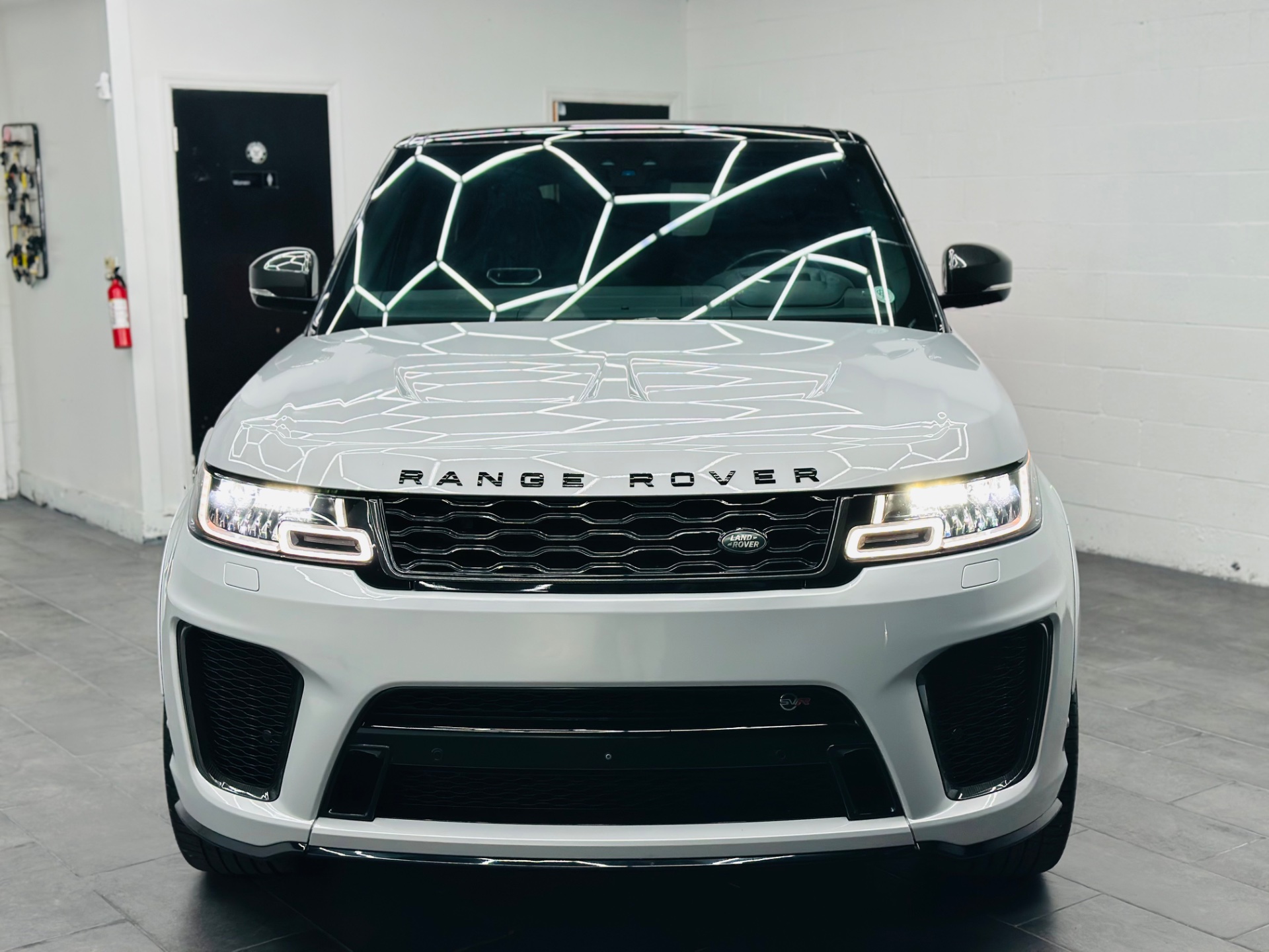2019 Land Rover Range Rover Sport SVR - Photo 2