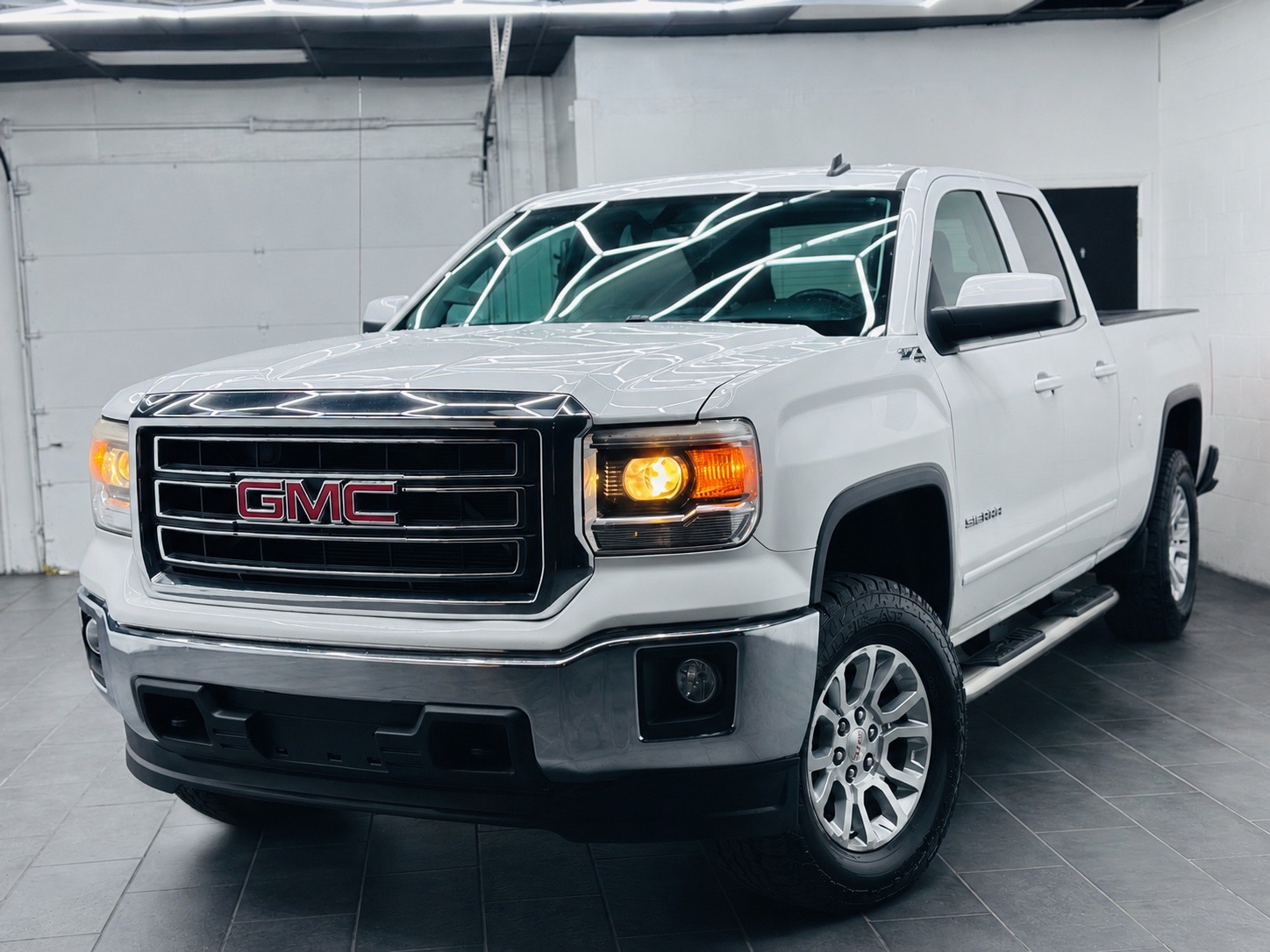 2014 GMC Sierra 4WD Double Cab SLE SWB's photo