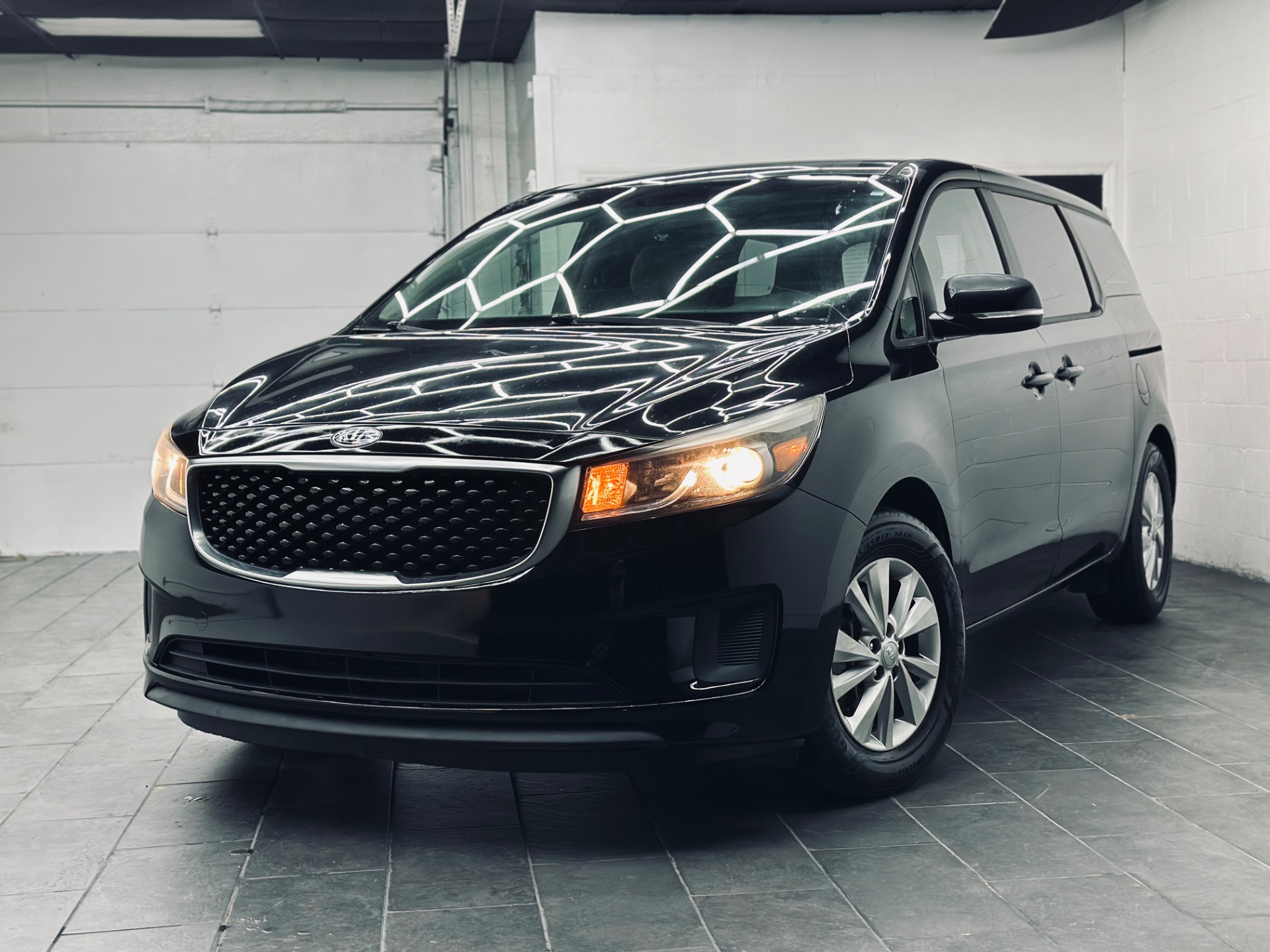 2017 Kia Sedona L