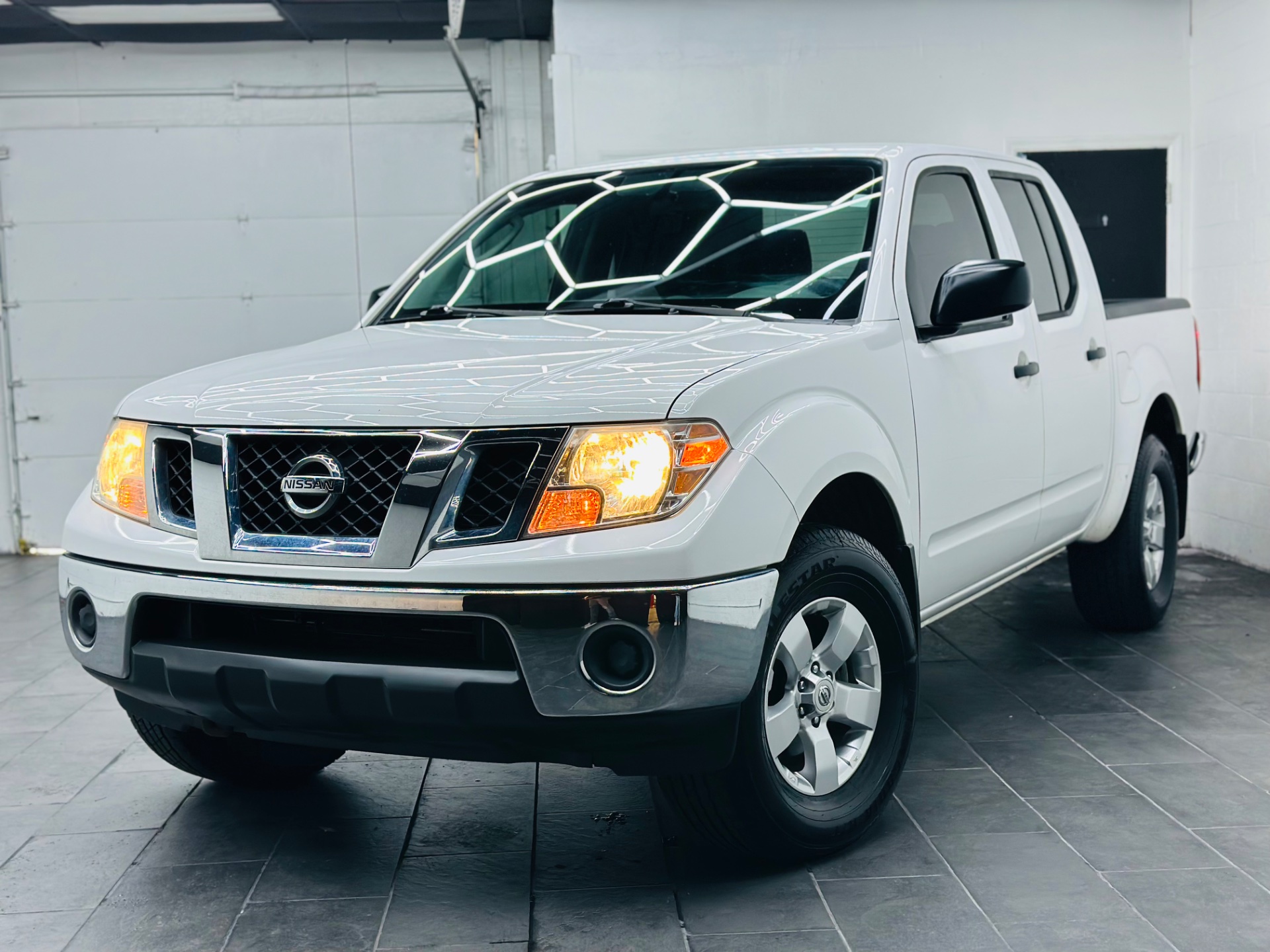 2011 Nissan Frontier's photo