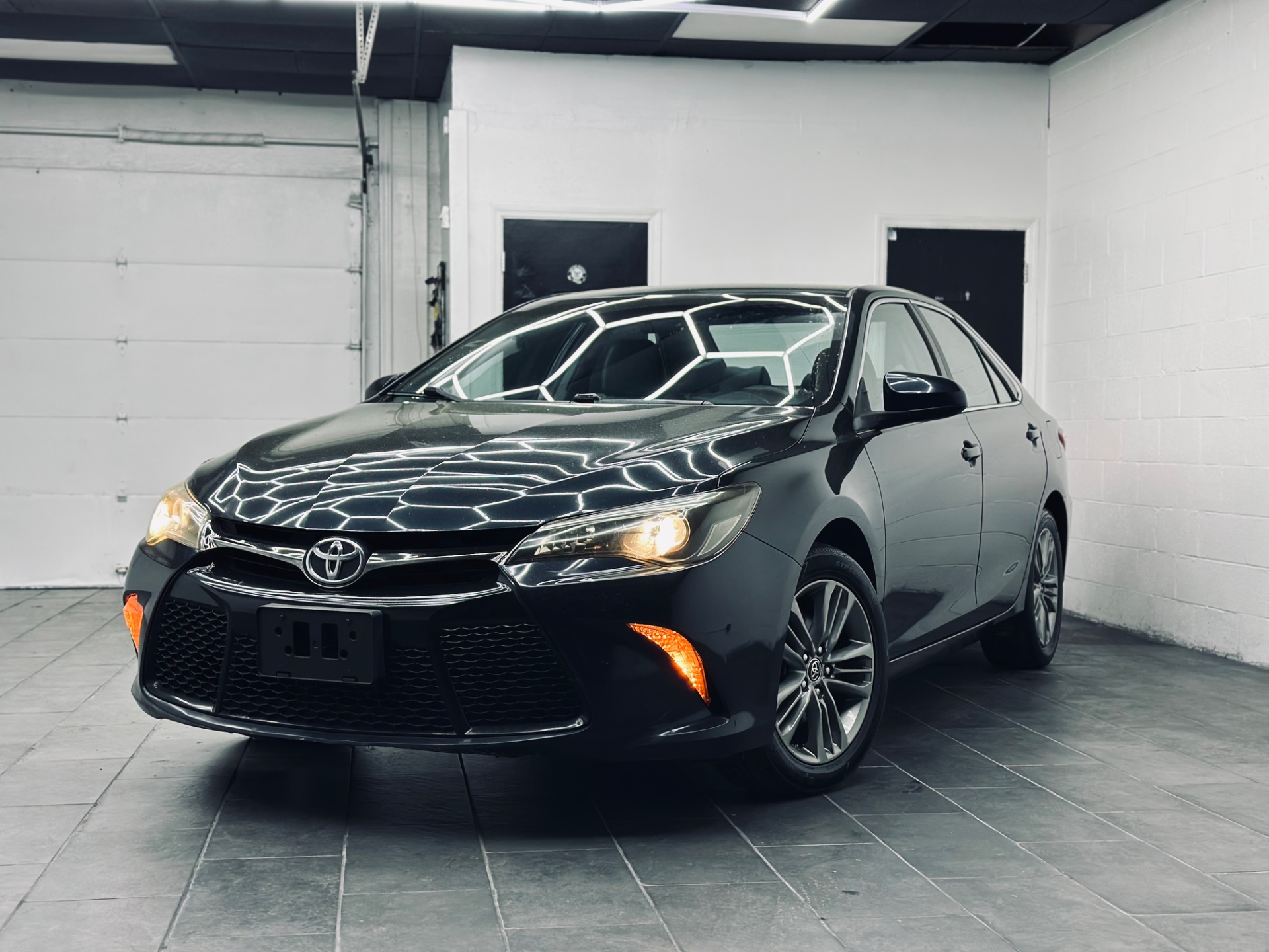 2016 Toyota Camry Special Edition