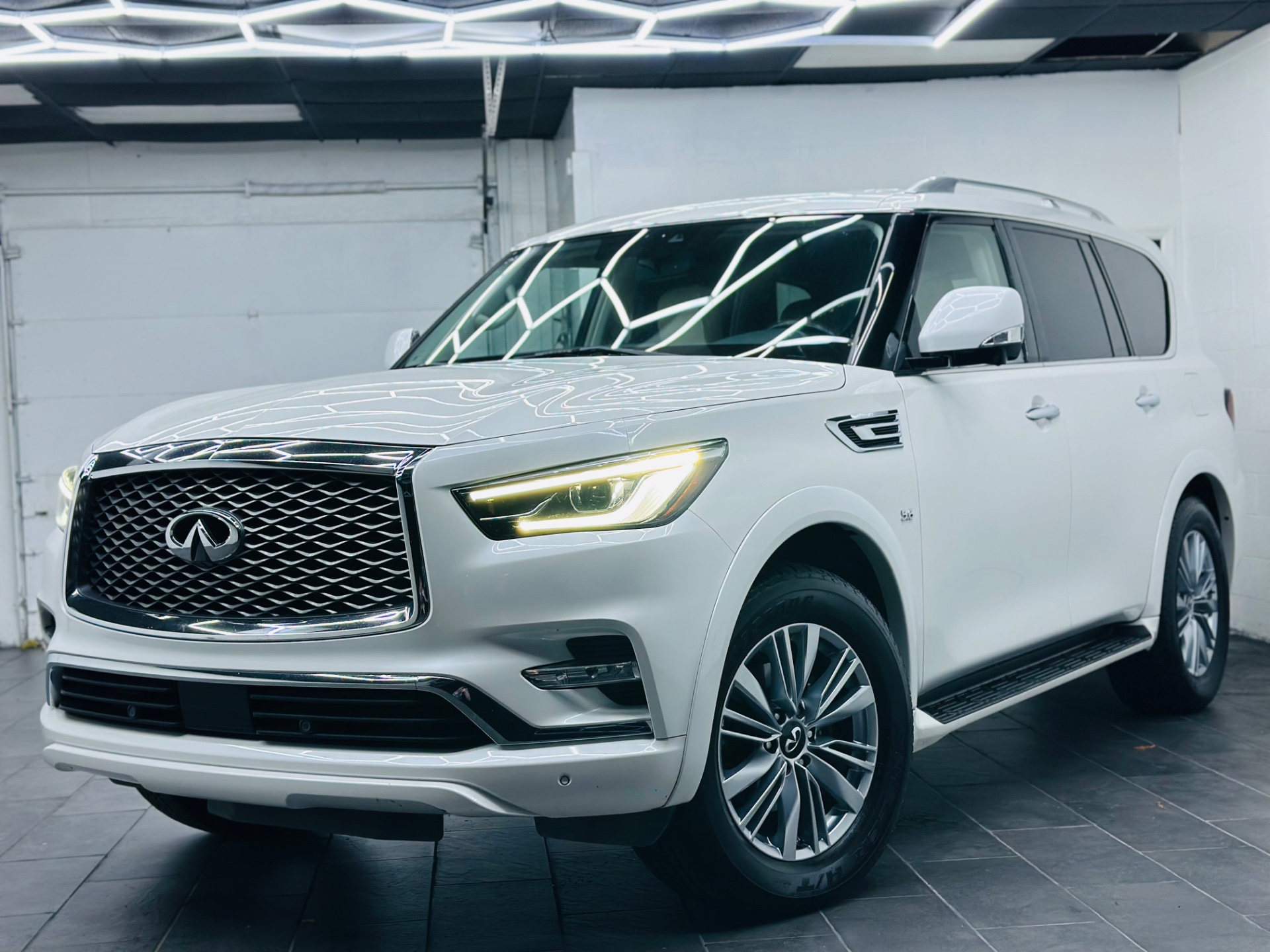 2019 INFINITI QX80