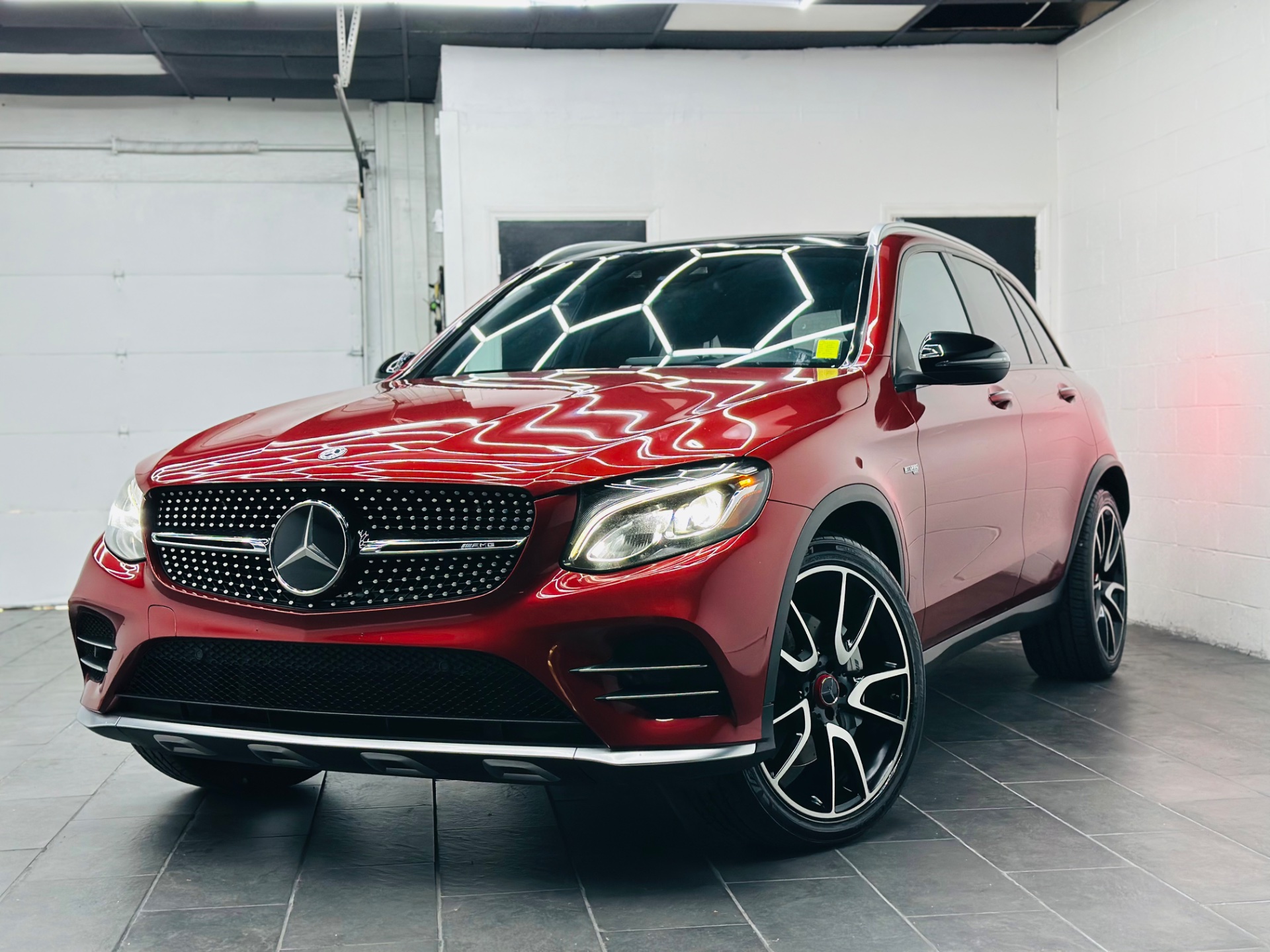 2018 Mercedes-Benz GLC AMG GLC43 4MATIC's photo