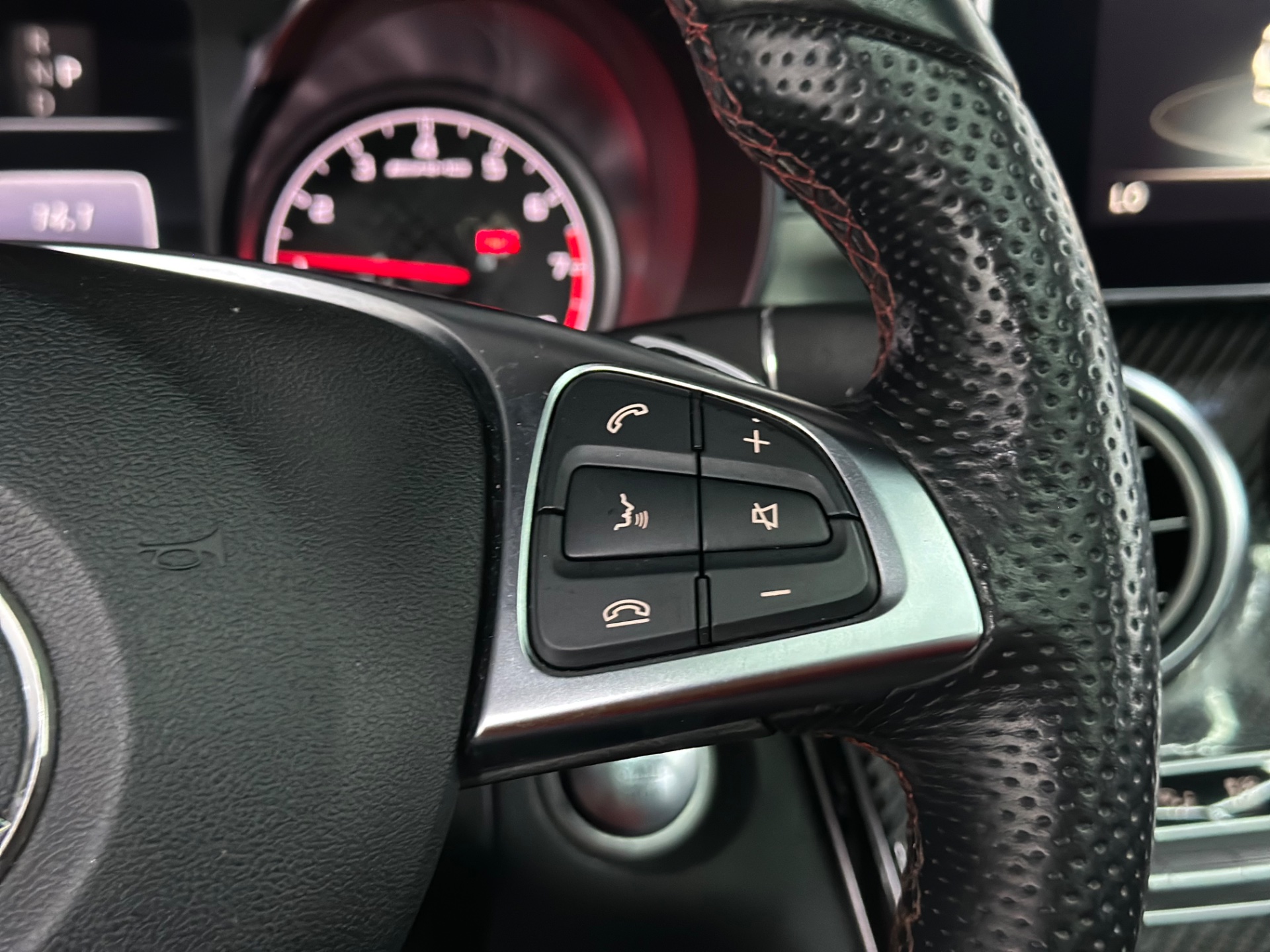 2018 Mercedes-Benz GLC AMG GLC43 - Photo 13