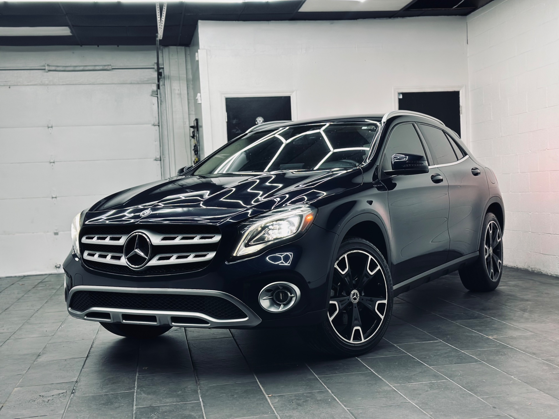 2019 Mercedes-Benz GLA GLA250's photo