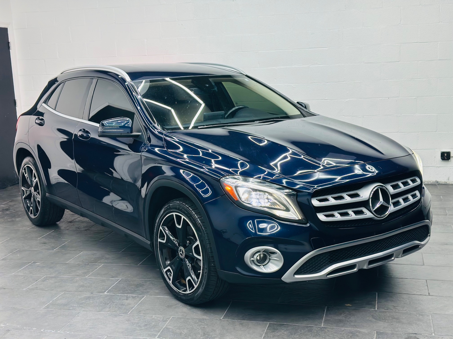 2019 Mercedes-Benz GLA-Class GLA250 - Photo 3